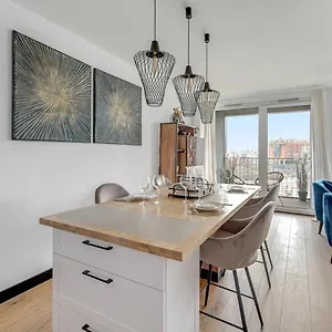 Chlebova - Riverside View Terrace, Free Parking, Gym & Kidsplay By Downtown , Danzig Polen
